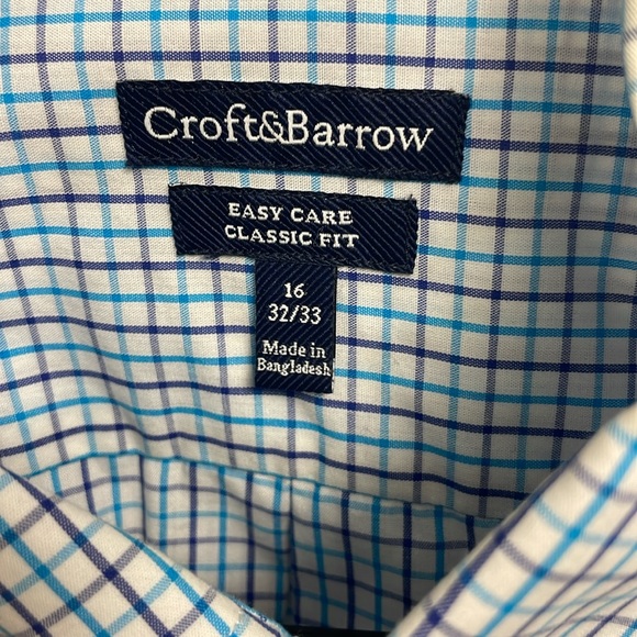 Button down shirt - Picture 2 of 4